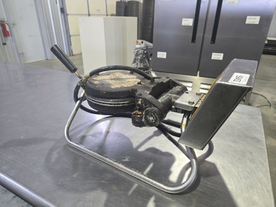 Golden Gourmet Waffle Maker