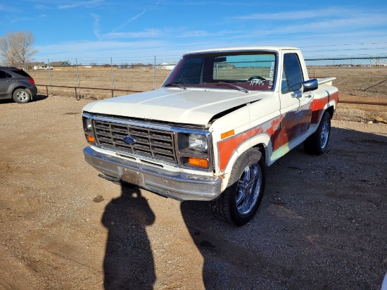 1986  Ford  F150 Custom  Regular Cab 2D  Regular Cab 2WD