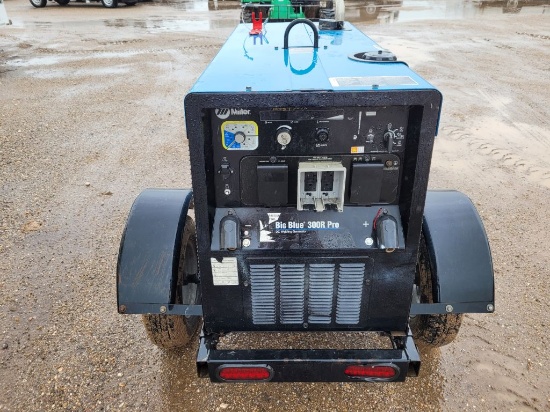 Miller  Big Blue 300R Pro Welder on Trailer