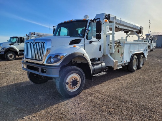 2008  International Harvester  SX525  Digger Derrick Truck