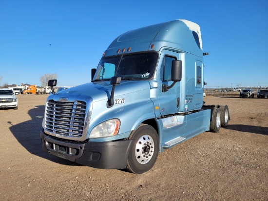 2014  Freightliner  Cascadia 125   Conventional Cab / Sleeper Truck Tractor