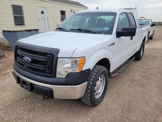 2013  Ford  F150   Supercab 4D  XL