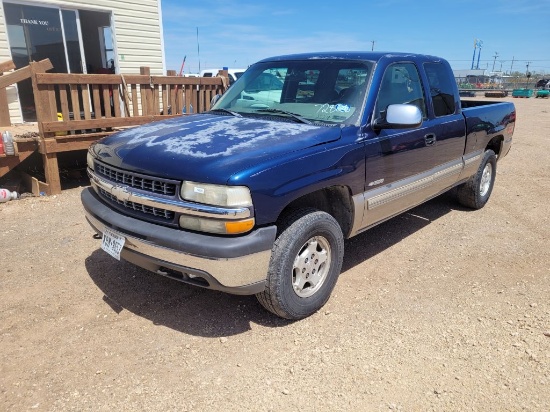 1999  Chevrolet  Silverado 1500  Extended Cab Pickup