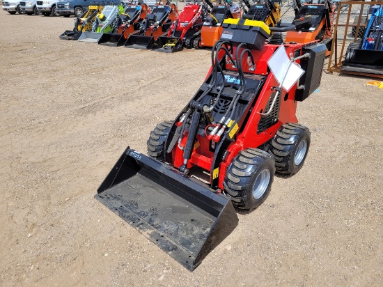 FUTURE FT-323W Skid Steer Loader Skid Steer