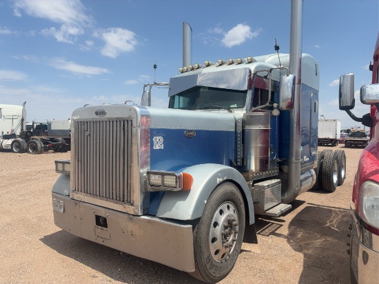 2004 Peterbilt 379 Tandem Axle Dual Conventional Cab Truck Tractor Tractor Truck