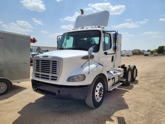 2012 Freightliner M2 112 Tractor Truck Day Cab