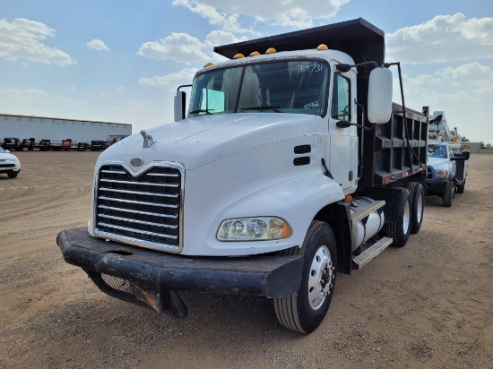 2000 Mack CX613 Vision 600 Dump Truck Conventional Cab Truck Tractor