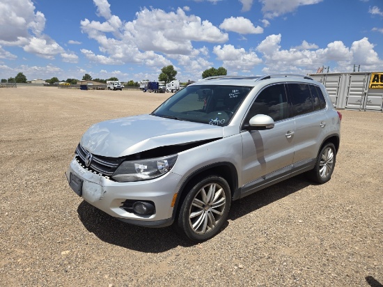 2015 Volkswagen Tiguan SE SUV 4D