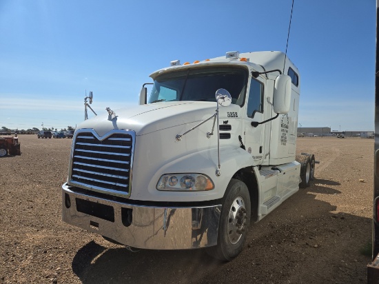 2014 Mack CXU613 600 Tandem Axle Dual Cab-Behind-Engine Truck Tractor