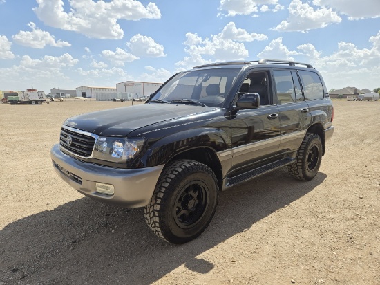 2000 Toyota Land Cruiser SUV 4D