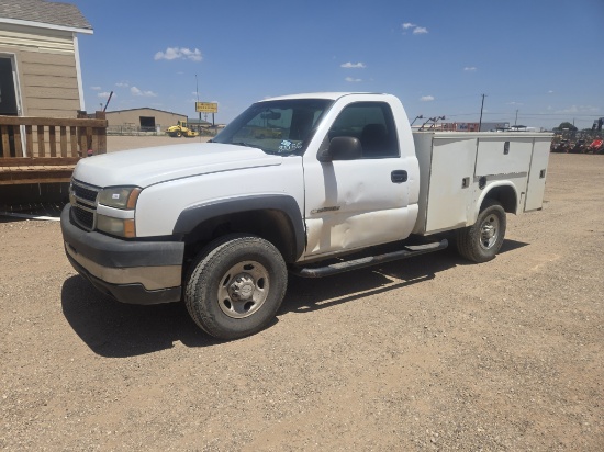 2006 Chevrolet Silverado 2500 LS Regular Cab 2D