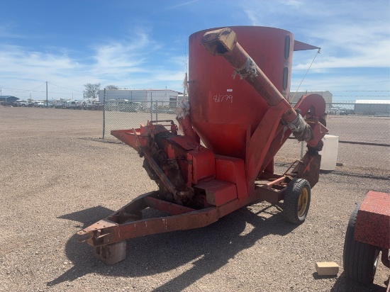 Red Portable PTO-Driven Feed Grinder Mixer, Steel Construction