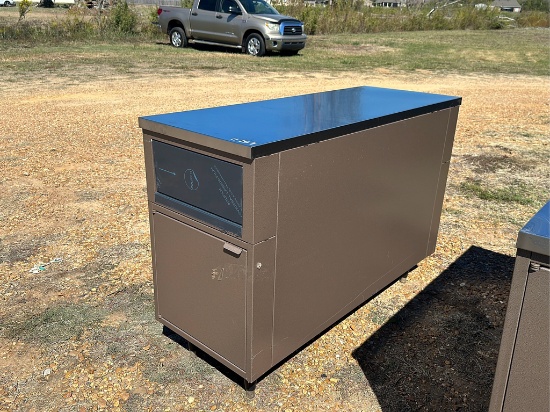 New Metal Trash Bin 18â€ x 48â€
