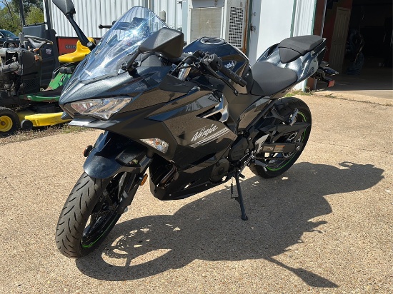 2022 Kawasaki Ninja 400