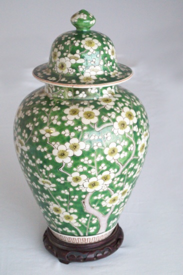Antique Chinese Green and White Flowers Vase and Cover