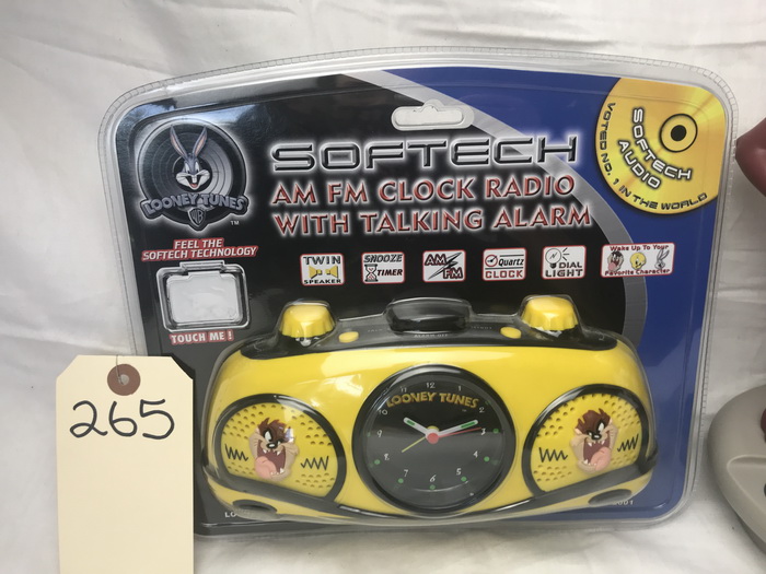 Toshiba Tasmanian Devil Radio Alarm Clock, | Proxibid