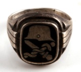 WWII GERMAN 3RD REICH SILVER MEDICAL OFFICER RING