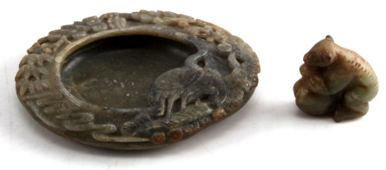 CHINESE CARVED JADE BEAR WITH HERON DISH