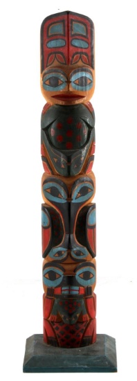 ALASKAN NORTHWEST NATIVE INDIAN TOTEM POLE