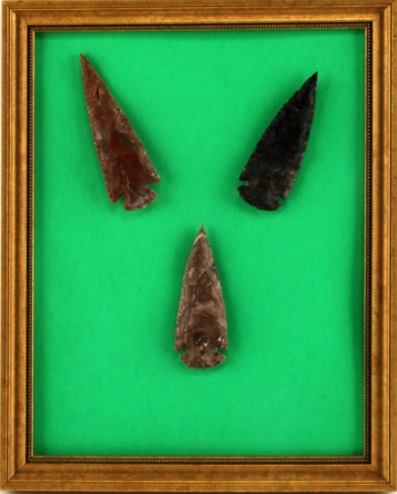 NATIVE AMERICAN CARVED ARROWHEAD LOT OF THREE