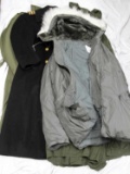 WWII & LATER US MILITARY CLOTHING & UNIFORM LOT