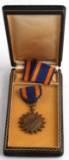 US MILITARY AIR MEDAL IN ISSUE BLACK COFFIN CASE