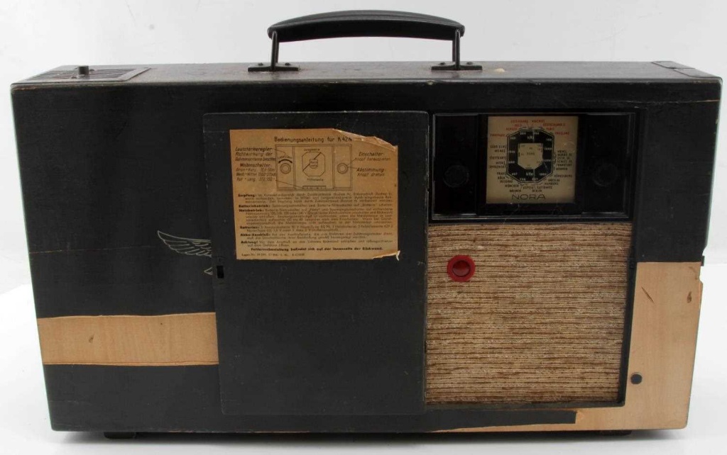 GERMAN WWII LUFTWAFFE NORA K42 RADIO WITH DECAL | Guns & Military Artifacts  Militaria WW1 & WW2 Memorabilia | Online Auctions | Proxibid