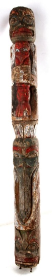 HAND CARVED PAINTED NATIVE AMERICAN WOODEN TOTEM