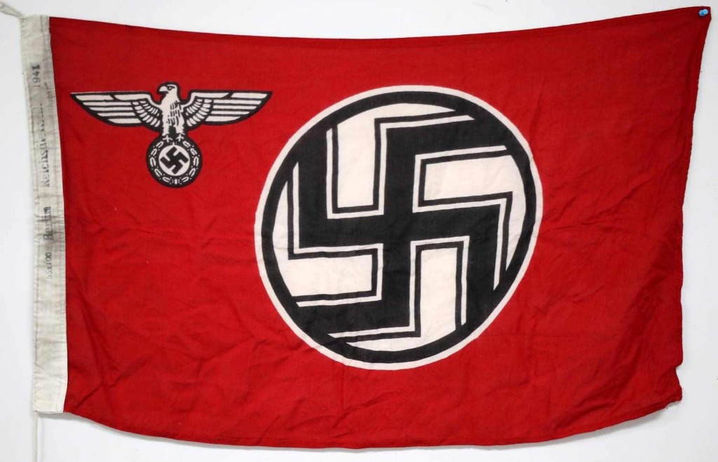 WWII GERMAN THIRD REICH WAR SERVICE FLAG