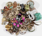 5 POUND LOT OF NICE COSTUME JEWELRY SOME SIGNED
