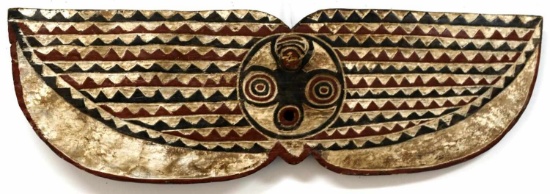 VINTAGE OCEANIC CARVED WOODEN SHIELD FACE MASK