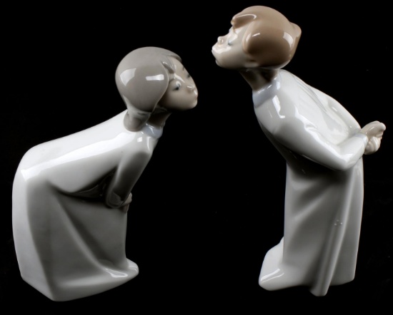 LLADRO ONE KISS BOY & GIRL PORCELAIN FIGURINES