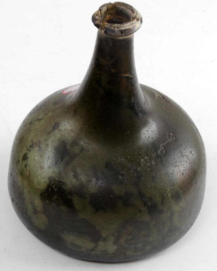 ANTIQUE 19TH CENTURY ONION GREEN MALLET BOTTLE