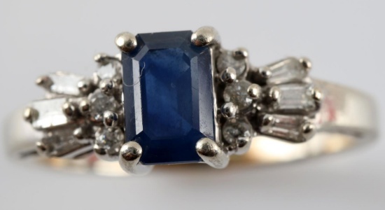 10K WHITE GOLD SAPPHIRE & DIAMOND LADIES RING
