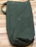 US MILITARY GREEN CANVAS SUPPLY CARRY BAG