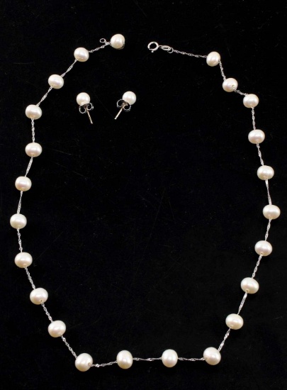 14K WHITE GOLD PEARL NECKLACE & PAIR PEARL EARRING