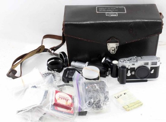 VINTAGE LEICA DBP M3 CAMERA BODY & ACCESSORY LOT