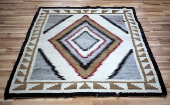 NAVAJO WOVEN CRYSTAL EYE DAZZLER RUG