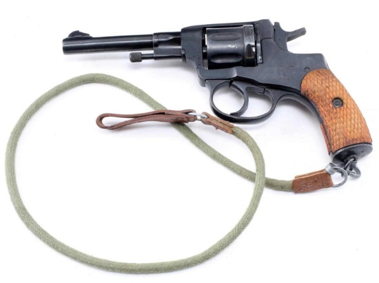 M1895 RUSSIAN NAGANT REVOLVER 7.62 X 38R 1944