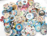 ASSORTED LOT OF 132 POKER CHIPS FROM CASINOS