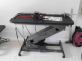 COMFORT GROOMER ELECTRIC Z LIFTER GROOMING TABLE