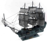 FLYING DUTCHMAN MODEL SAILING SHIP