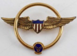 WWII US ARMY AIR CORPS WINGS IN RING GOLD TONE