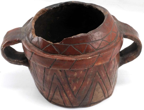 PRE COLUMBIAN NARINO INCISED POTTERY VESSEL