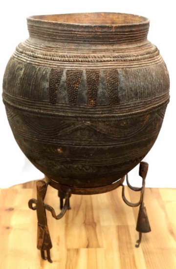 YORUBA NIGERIAN POTTERY EARTHENWARE VESSEL