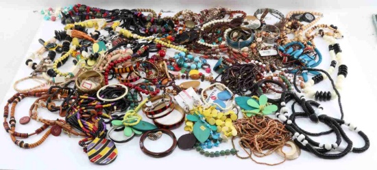 7 POUNDS OF UNSEARCHED COSTUME JEWELRY