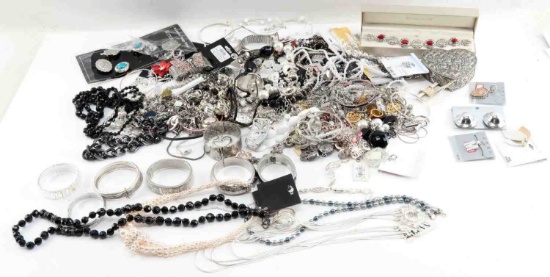 8 POUNDS OF UNSEARCHED SILVER TONE COSTUME JEWELRY