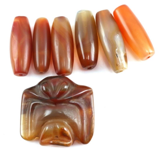 NATIVE AMERICAN INDIAN AGATE OWL PENDANT & BEADS