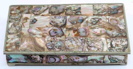 ALPACA MEXICO INLAID MOTHER OF PEARL TRINKET BOX