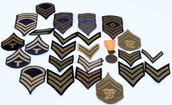 US MILITARY CHEVRON & MEDAL WWI WWII & VIETNAM